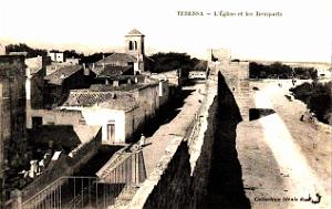 280- Tebessa - L'eglise et les remparts